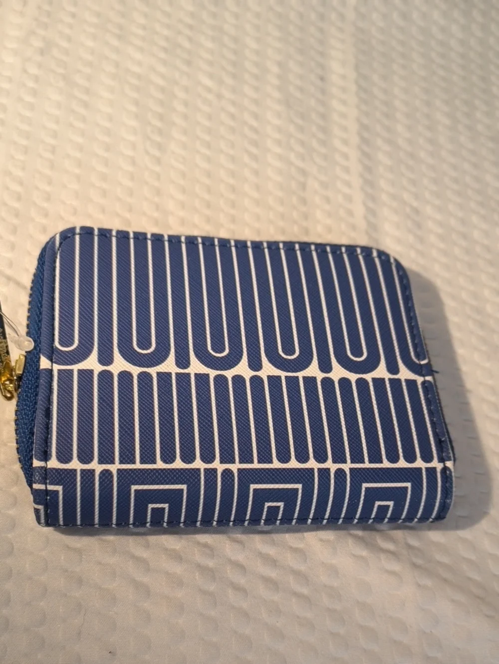Trina Turk Compact Blue Geo-Print Zip Wallet - Women's Bag